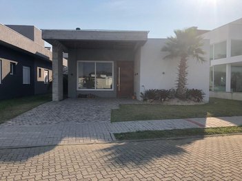 house em Rua Rio Divisa, Centro - Xangri-Lá - RS