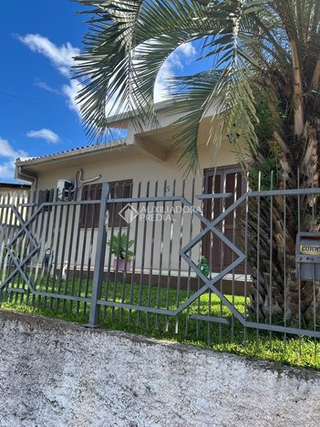 house em Rua Lauro Müller, Nossa Chácara - Gravataí - RS