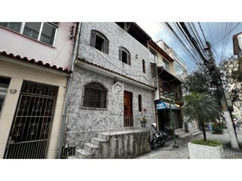 house em Rua Eugênio Thurler, Centro - Nova Friburgo - RJ