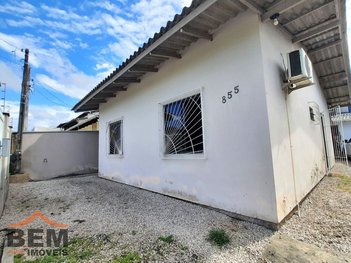 house em Rua Laura Rebello, Espinheiros - Itajaí - SC
