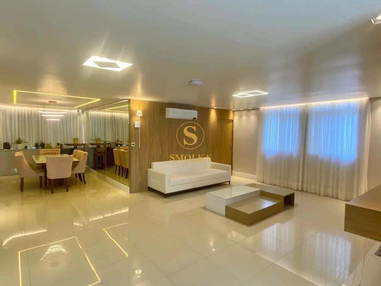 Sala de estar e jantar em apartamento tres quartos a venda no centro florianopolis ORDEM_MIGRACAO=1