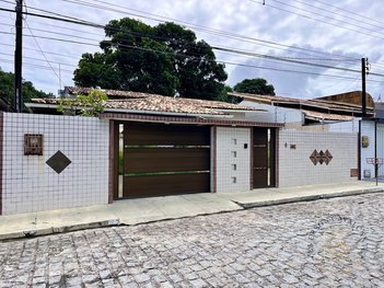 house em Rua Adherbal Areccipo Barros Teixeira, Serraria - Maceió - AL