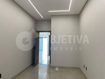 house em Alameda Antonio Cláudio Ricardo Souza, Jardim Holanda - Uberlândia - MG