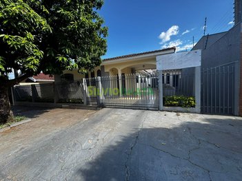 house em Rua Pioneira Regina Marson Badan, Jardim Iguaçu - Maringá - PR