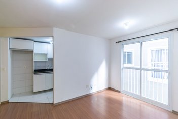 apartment em Avenida Ademar de Barros, Bom Jesus - Campo Largo - PR