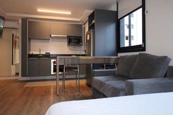 apartment em Rua Lourenço Pinto, Centro - Curitiba - PR