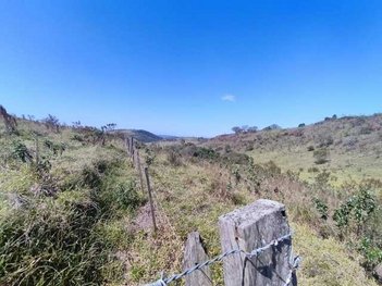 commercial_building em Estrada Pedro Monari, Carafá - Votorantim - SP