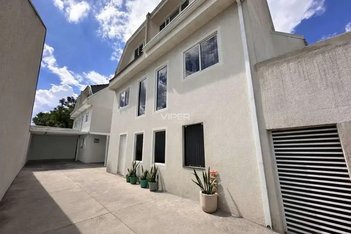 house em Rua Diniz Joaquim Geremias, Uberaba - Curitiba - PR