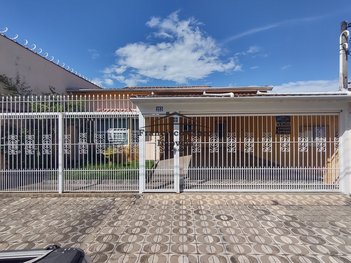 house em Rua Doutor Alberto Pinto Horta Júnior, Parque das Árvores - Guaratinguetá - SP
