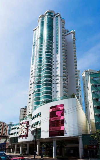apartment em Avenida Brasil, Centro - Balneário Camboriú - SC