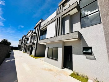 house em Rua Raggi Izar, Boqueirão - Curitiba - PR