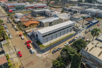 industrial em Dr. Carvalho Chaves, Parolin - Curitiba - PR