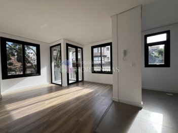 apartment em Rua Coronel João Corrêa, Centro - Gramado - RS