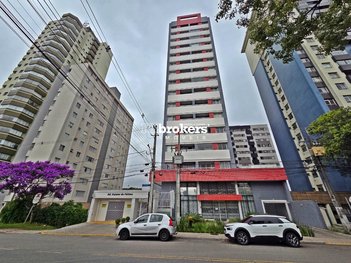 apartment em Rua Urbano Lopes, Cristo Rei - Curitiba - PR