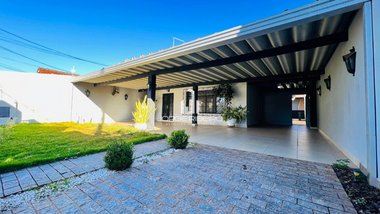 house em Rua Antônia Pattaro Grigoletto, Dom Pedro I - Londrina - PR