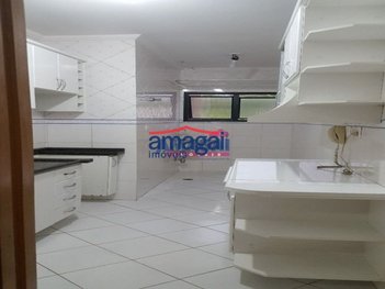 apartment em Rua General Carneiro, Centro - Jacareí - SP