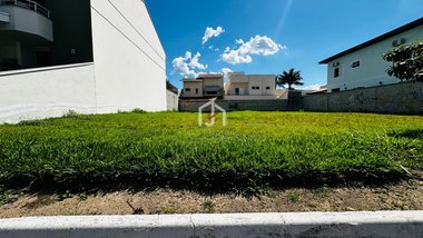 land_lot em Avenida Tom Jobim, Loteamento Residencial Porto Seguro - Tremembé - SP