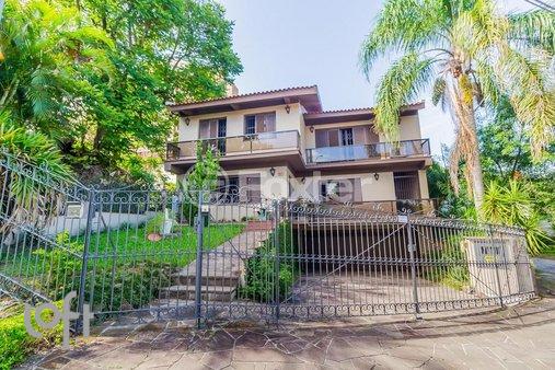 Rua Almirante Delamare - facade304.jpg