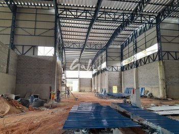 industrial em Avenida Miguel Pastuszak, Parque Paraíso - Itapecerica da Serra - SP