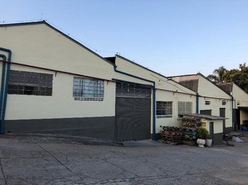 industrial em dos Secadouros, Vila Carmosina - São Paulo - SP