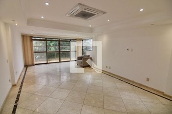 apartment em Avenida Gilka Machado, Recreio dos Bandeirantes - Rio de Janeiro - RJ