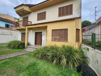 house em Rua Octávio de Souza, Nonoai - Porto Alegre - RS
