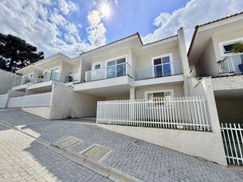 house em Rua René Descartes, Aristocrata - São José dos Pinhais - PR