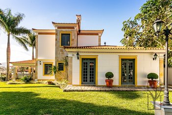 house em Servidão Manoel Crispim de Barcelos, Lagoa da Conceição - Florianópolis - SC