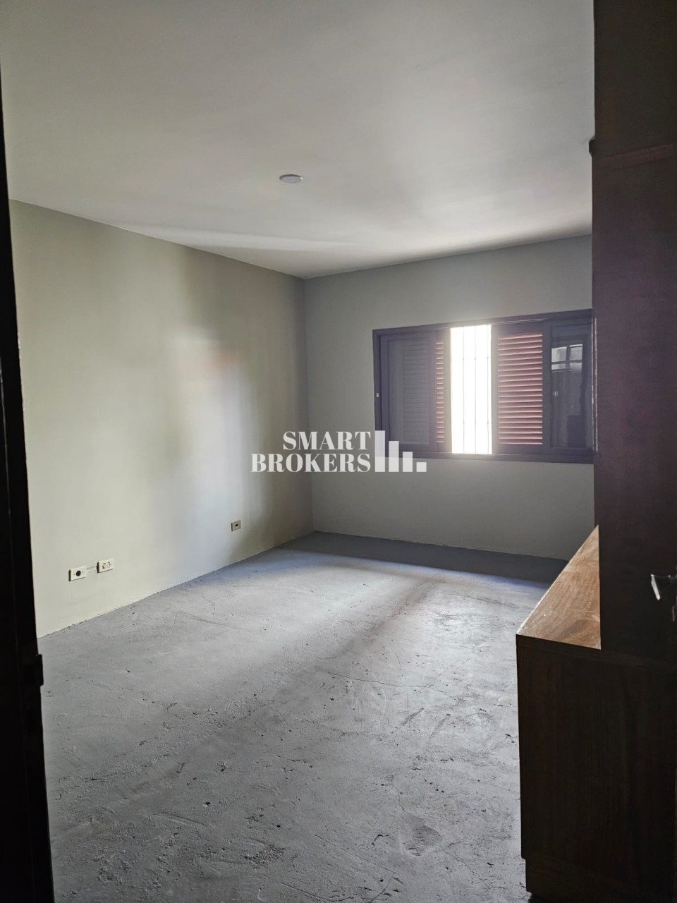 Casa de 4 Dormitórios, 3 salas, 5 banheiros e 2 Vagas - Alto de Pinheiros - São Paulo/SP