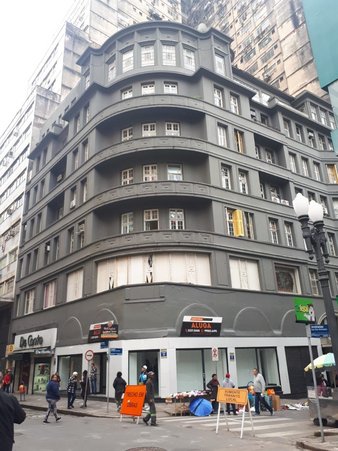 Cômodo Condomínio