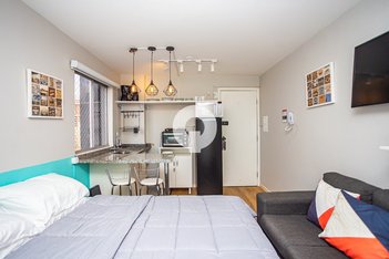 apartment em Rua Alferes Poli, Centro - Curitiba - PR