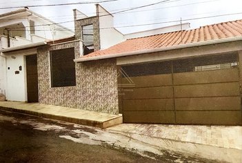 house em Rua Sérvulo José Cardoso, Bela Vista - Varginha - MG