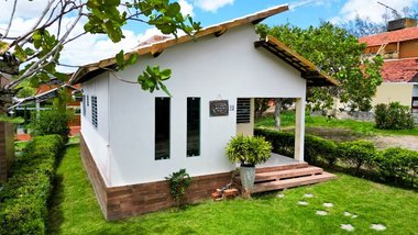 house em Rua Doutor Amaury de Medeiros, Bairro Novo - Gravatá - PE