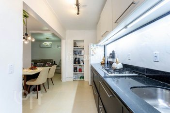 apartment em Rua Guilherme Alves, Petrópolis - Porto Alegre - RS