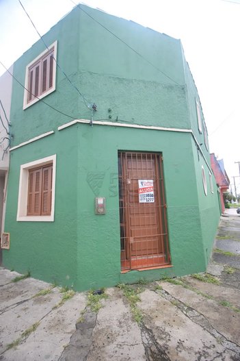 house em Rua Dona Mariana, Porto - Pelotas - RS