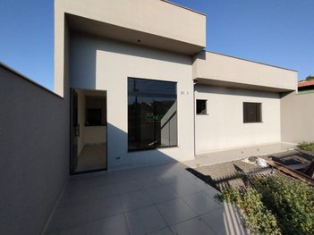 house em Rua Cacilda Nasralla Neme, Conjunto Habitacional José Garcia Molina - Londrina - PR