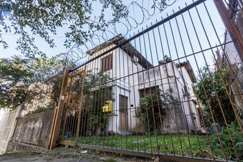 house em Rua Coronel Paulino Teixeira, Rio Branco - Porto Alegre - RS