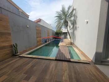 house em Rua Volpi, Loteamento Villa Branca - Jacareí - SP