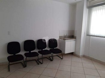 office em Rua Bernardo Guimarães, Fundinho - Uberlândia - MG