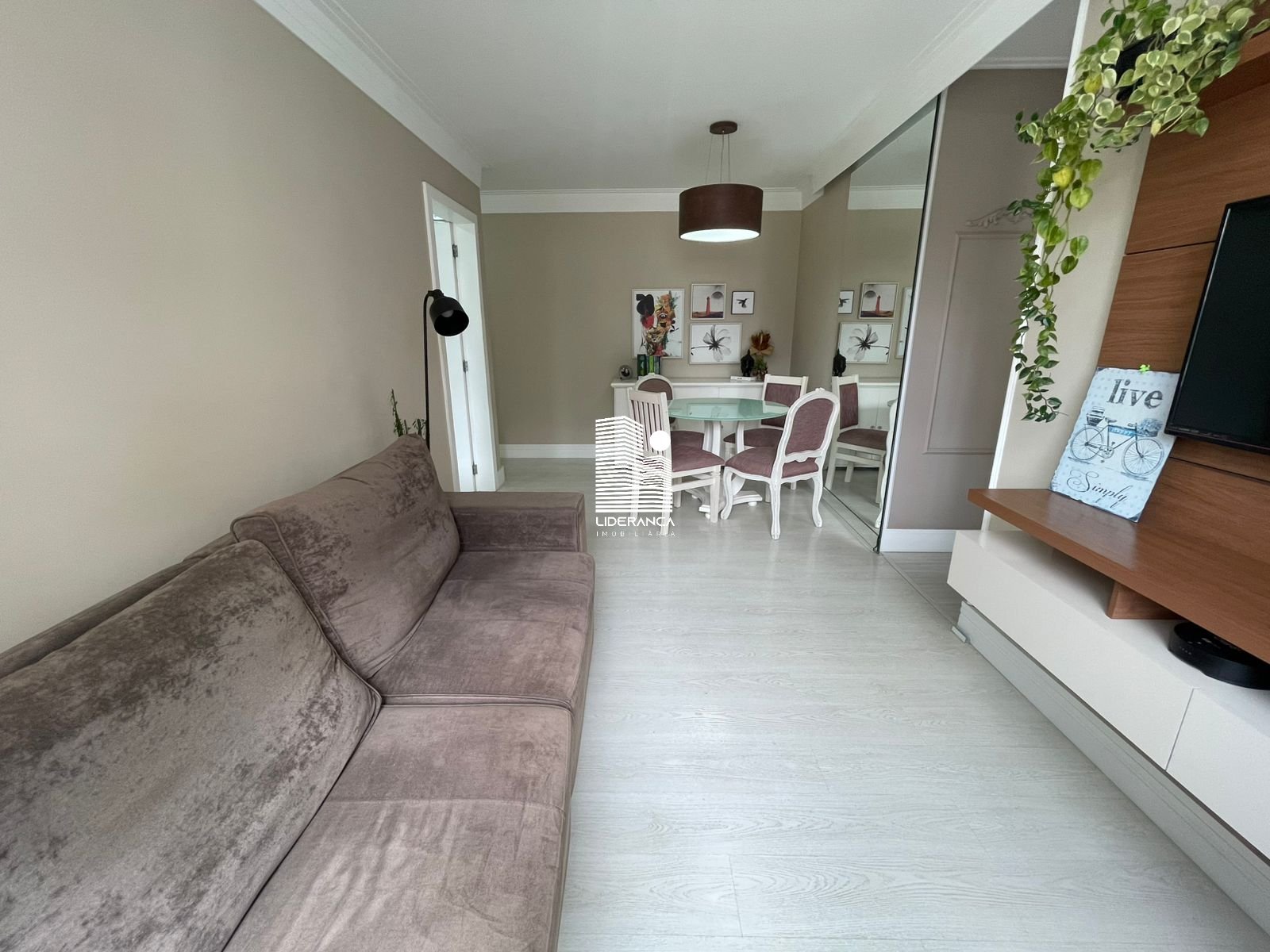 WhatsApp Image 2025-10-23 at 11.04