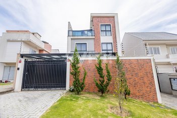 house em Rua Capistrano de Abreu, Boa Vista - Curitiba - PR