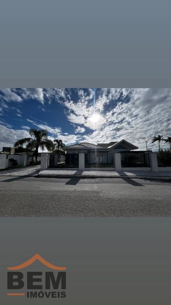 house em Rua Leonardo Severo Pereira, Itaipava - Itajaí - SC