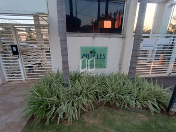 apartment em Rua Mahiba Barcha, Jardim Universal - Araraquara - SP