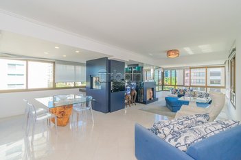apartment em Alameda Emílio de Menezes, Três Figueiras - Porto Alegre - RS