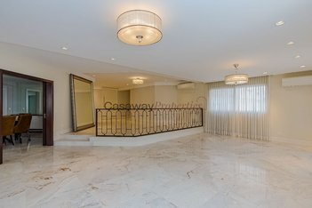 apartment em Rua Petit Carneiro, Água Verde - Curitiba - PR