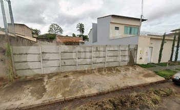 land_lot em Rua das Rosas, Cidade Jardim - Uberlândia - MG