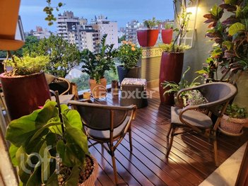 apartment em Avenida Coronel Lucas de Oliveira, Boa Vista - Porto Alegre - RS