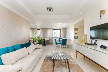 apartment em Rua Elvira Harkot Ramina, Mossunguê - Curitiba - PR