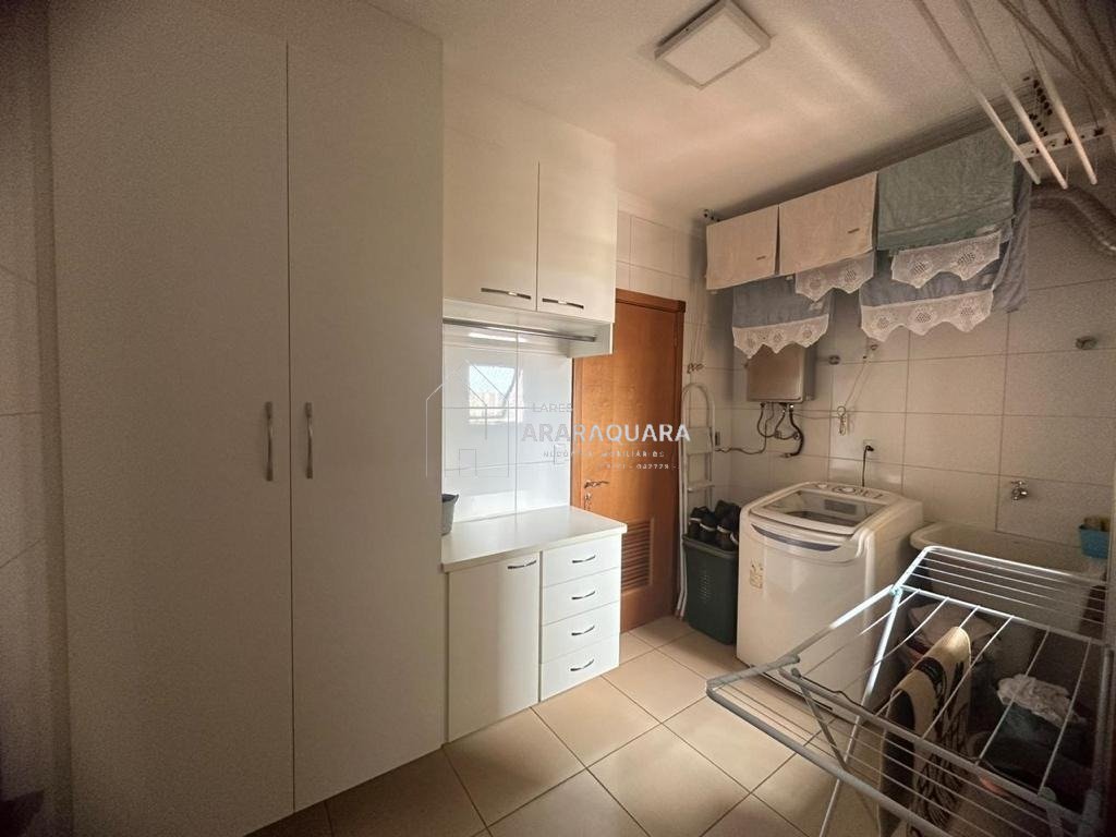 13c3a572-8853-448d-8d3b-ba9636cd3f1d