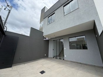 house em Rua Thomaz Naves, Santa Amélia - Belo Horizonte - MG